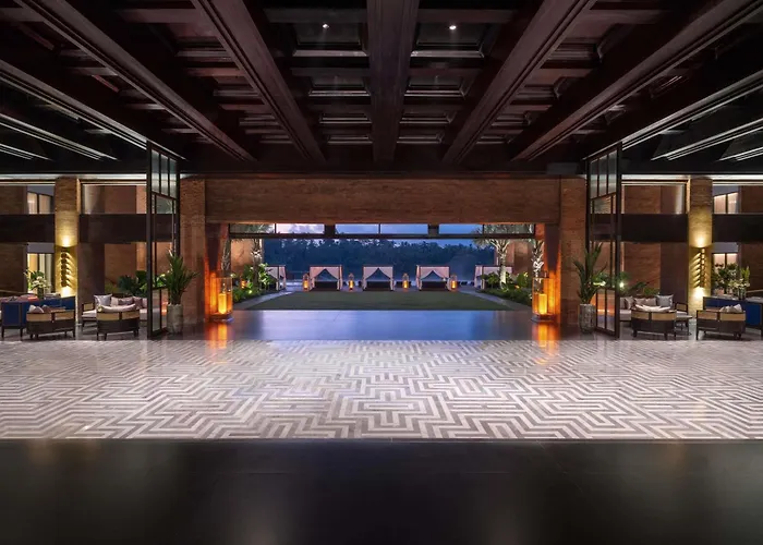 ホテル Novotel Bali Ubud パヤンガン
