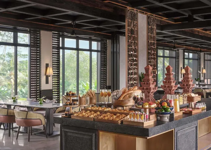 ホテル Novotel Bali Ubud 5*